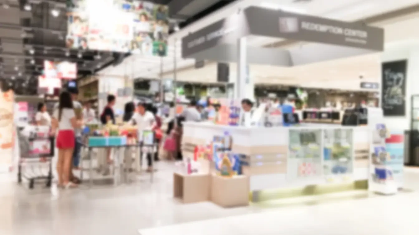 Messestand mit vielen leuten von auf der bio süd